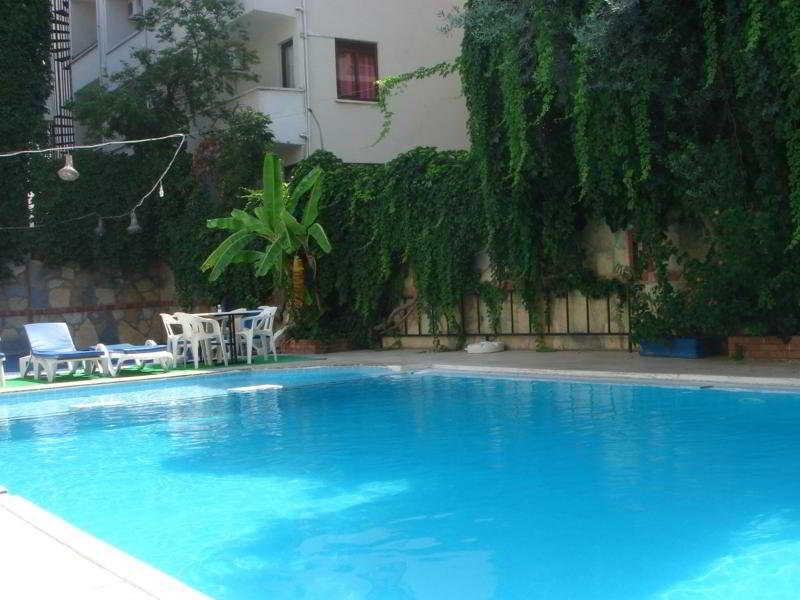 Hotel City Hotel 2*